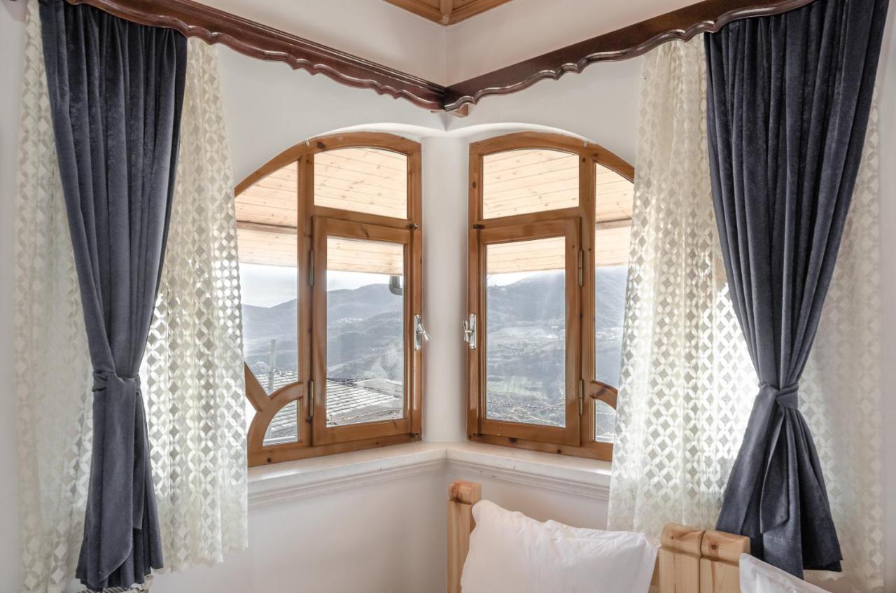 Hotel Alpeta Agrotourism & Winery - Roshnik , Berat Exterior foto